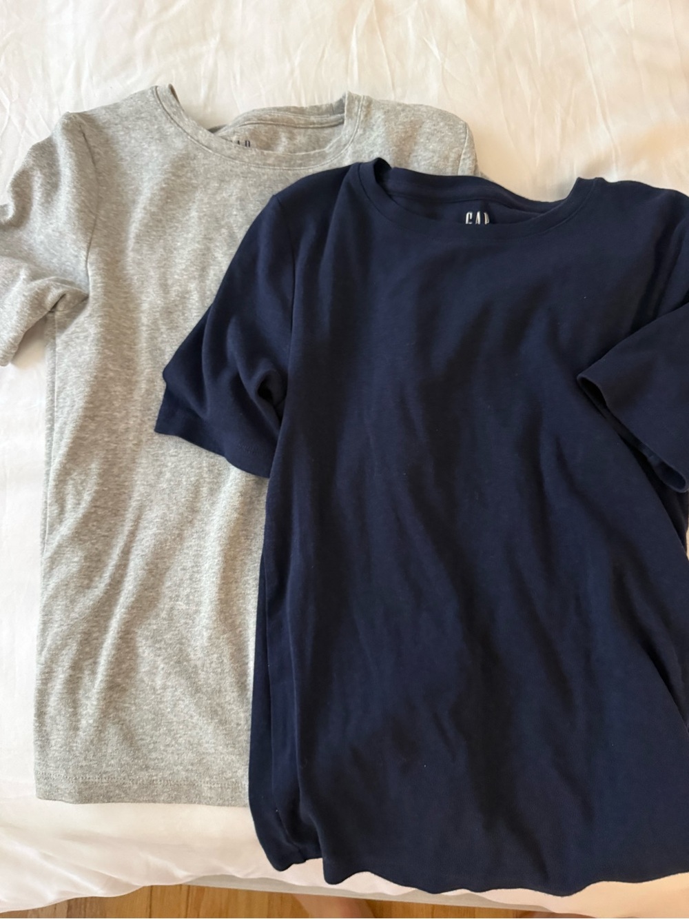 GAP Navy and Heather Gray Modern Tee Duo